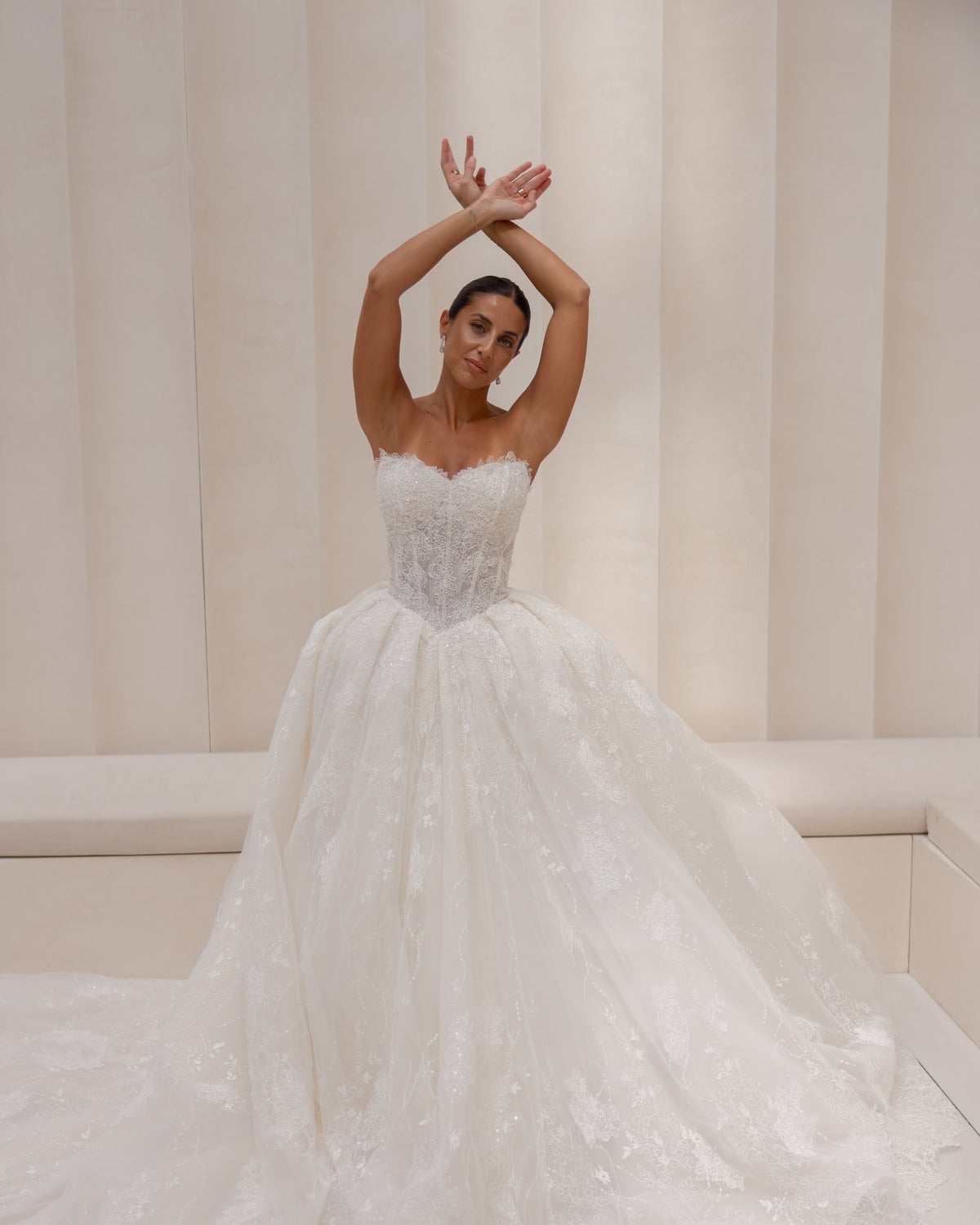 Janette wedding dress, campaign image